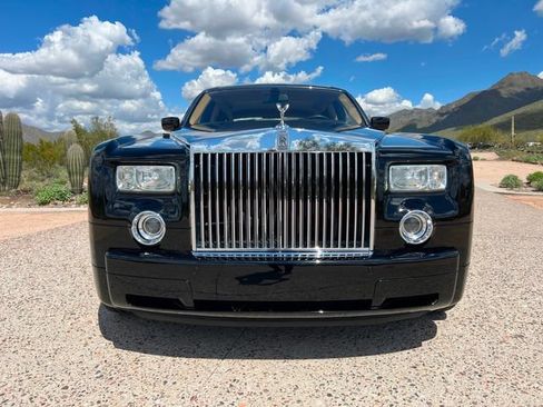 Used 2004 Rolls-Royce Phantom Sedan RWD image 10