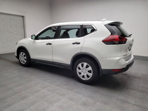 Used 2018 Nissan Rogue S image 3