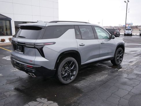 Certified 2024 Chevrolet Traverse RS w/ LPO, Floor Liner Package image 7