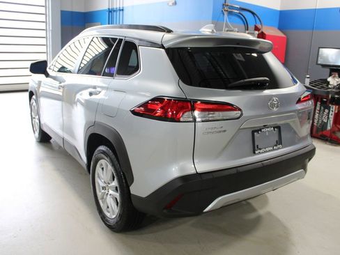 Used 2023 Toyota Corolla Cross LE FWD image 35