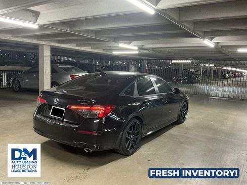 Used 2023 Honda Civic Sport image 5