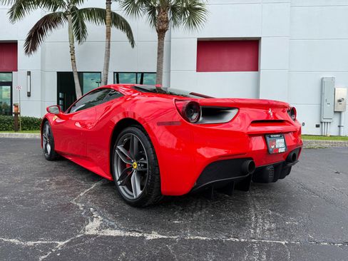 Used 2017 Ferrari 488 GTB image 21