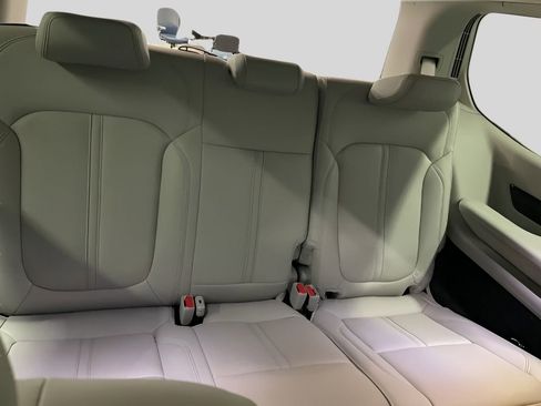 Used 2023 Jeep Grand Wagoneer 4WD image 17