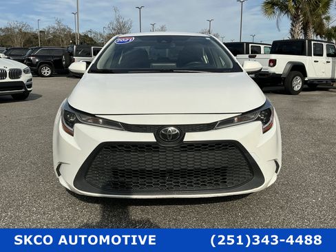 Used 2021 Toyota Corolla LE image 8