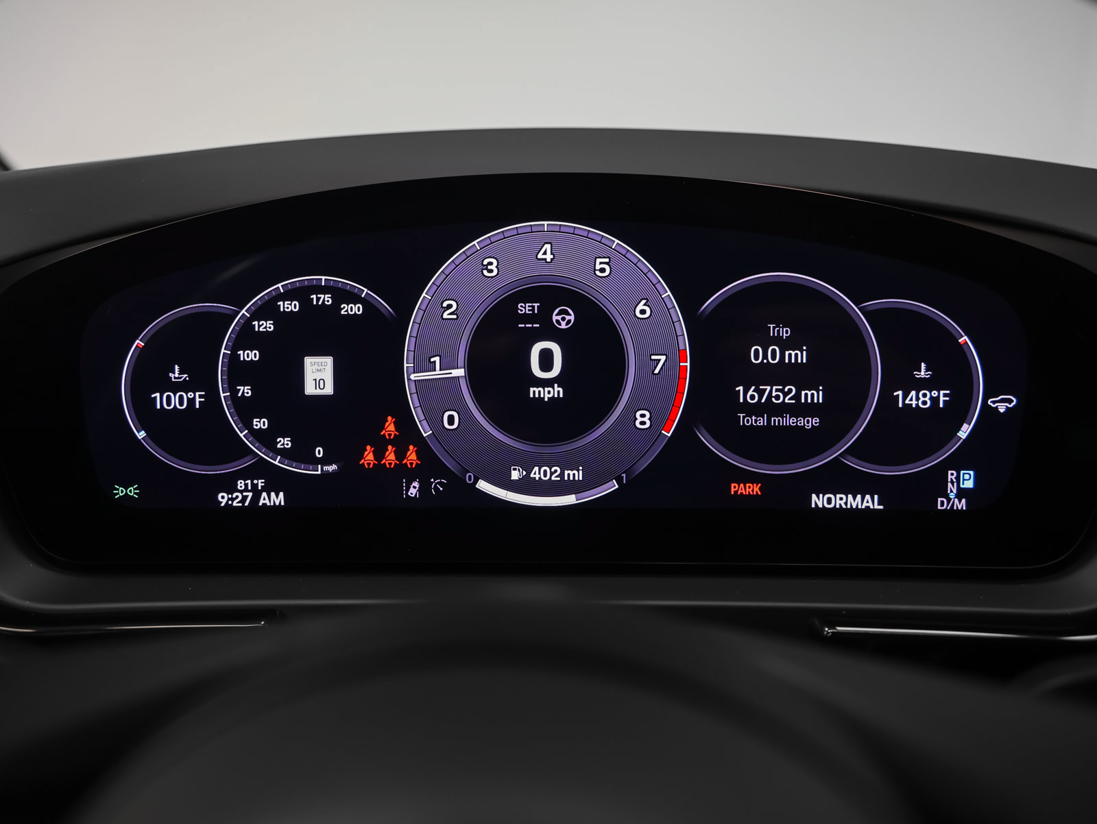 Certified 2025 Porsche Cayenne S AWD/4WD image 29