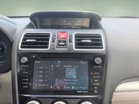 Used 2018 Subaru Forester 2.5i Premium AWD/4WD image 11