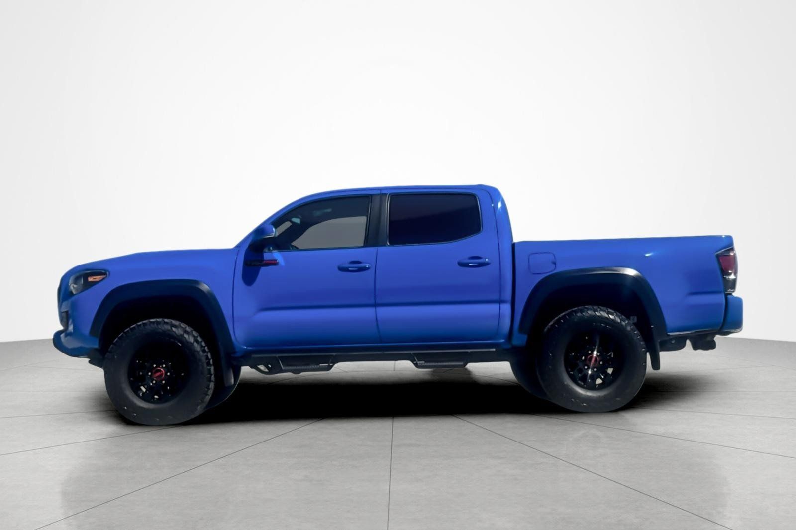 Certified 2019 Toyota Tacoma TRD Pro AWD/4WD image 2