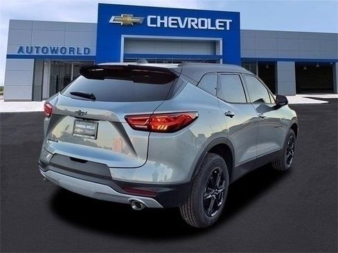 New 2026 GMC Terrain Elevation w/ Black Edition image 7