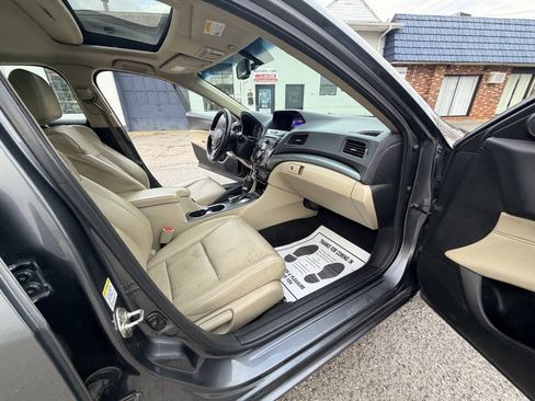 Used 2014 Acura ILX w/ Premium Package FWD image 13