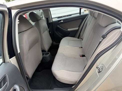 Used 2013 Volkswagen Jetta S FWD image 13