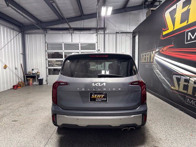 Used 2023 Kia Telluride S FWD image 13