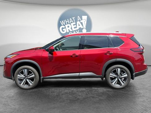 Used 2024 Nissan Rogue SL w/ SL Premium Package FWD image 7