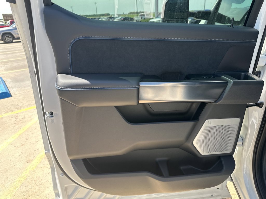 New 2026 Ford F250 Platinum AWD/4WD image 27