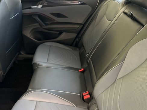 New 2026 Volkswagen Tiguan SE R-Line FWD image 10