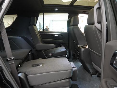 New 2026 Chevrolet Tahoe Z71 w/ Comfort Package AWD/4WD image 36