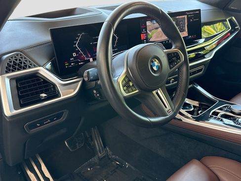 Certified 2024 BMW X7 M60i AWD/4WD image 8