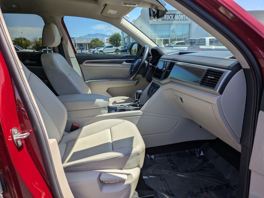 Used 2019 Volkswagen Atlas SE w/ Panoramic Sunroof Package FWD image 29
