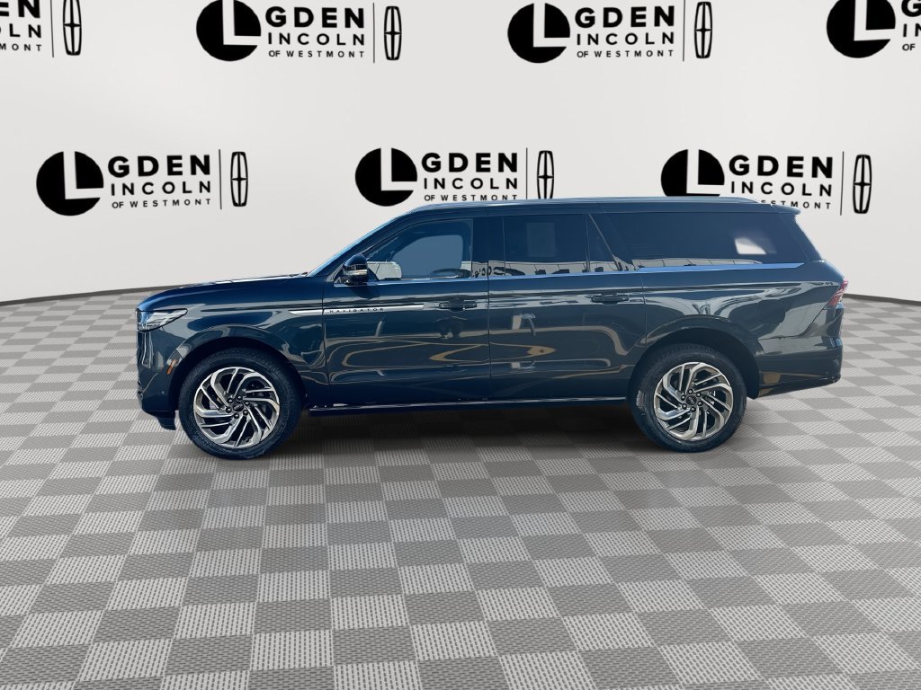 Used 2025 Lincoln Navigator L Reserve AWD/4WD image 5