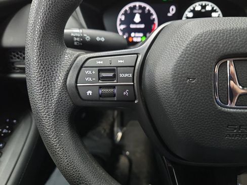 Used 2023 Honda HR-V LX image 19