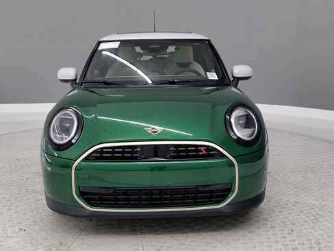 New 2026 MINI Cooper S image 2