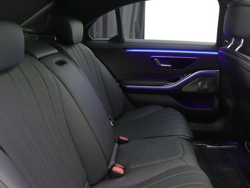 Certified 2022 Mercedes-Benz S 500 4MATIC image 32