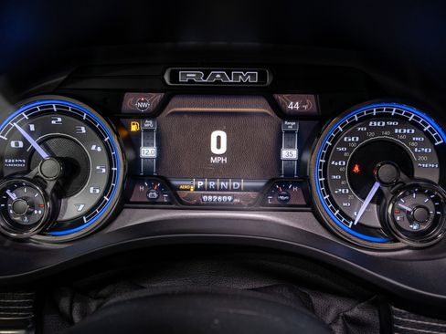 Used 2020 RAM 1500 Limited image 30