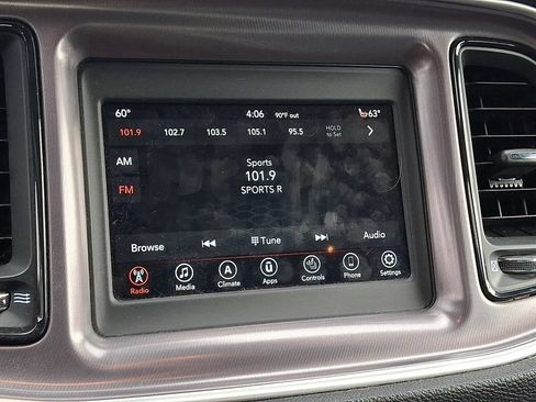 Used 2021 Dodge Challenger SXT w/ Driver Convenience Group AWD/4WD image 15