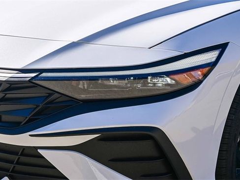 New 2026 Hyundai Elantra Sport image 13