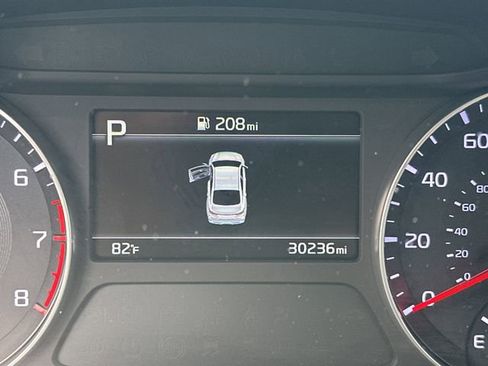 Certified 2023 Kia Forte LXS w/ LXS Technology Package FWD image 24