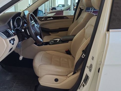 Used 2017 Mercedes-Benz GLS 450 GLS 450 image 4