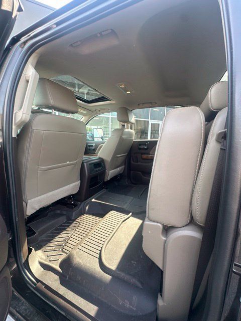 Used 2019 GMC Sierra 2500 SLT w/ Duramax Plus Package AWD/4WD image 39
