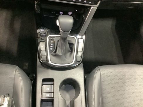 Certified 2022 Kia Seltos SX image 17