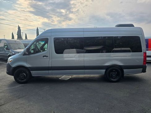 New 2025 Mercedes-Benz Sprinter 2500 image 3