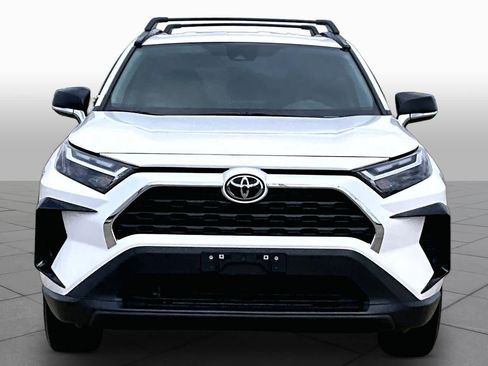 Used 2025 Toyota RAV4 LE image 4