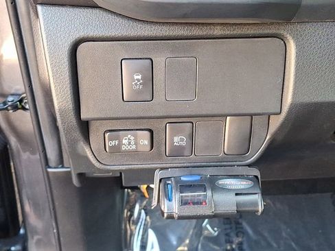 Used 2022 Toyota Tacoma SR image 30