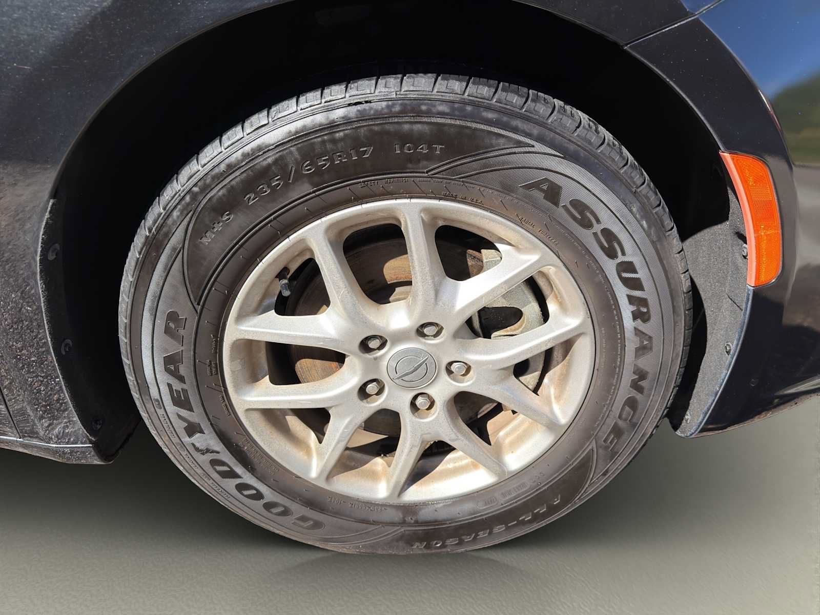 Used 2023 Chrysler Pacifica Touring-L FWD image 27
