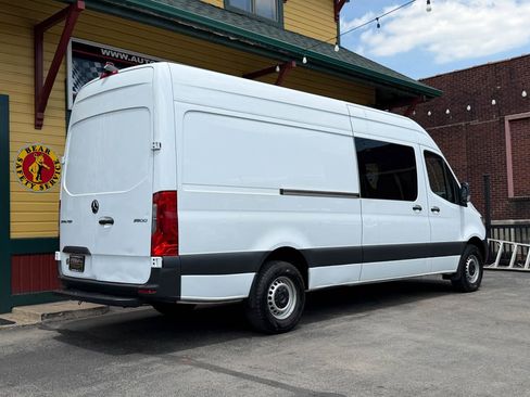 Used 2019 Mercedes-Benz Sprinter 170 image 5
