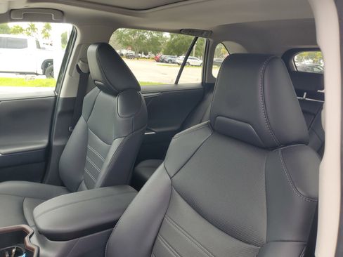 Used 2024 Toyota RAV4 Limited w/ Advanced Technology Package FWD image 19