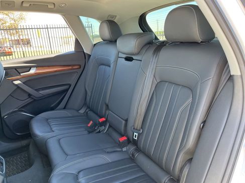 Used 2023 Audi Q5 2.0T Premium w/ Convenience Package image 26