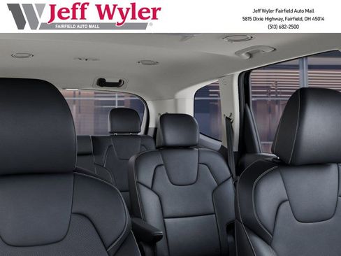 New 2025 Kia Telluride S image 19