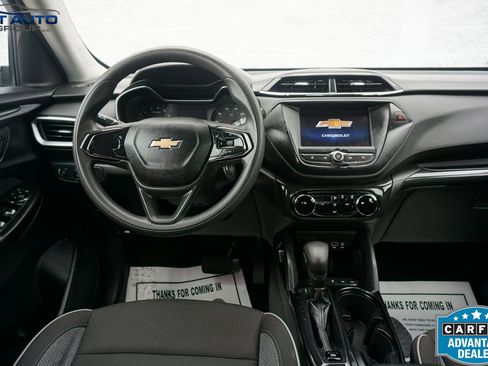 Used 2023 Chevrolet TrailBlazer LS image 28
