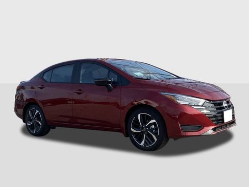 New 2025 Nissan Versa SR image 5