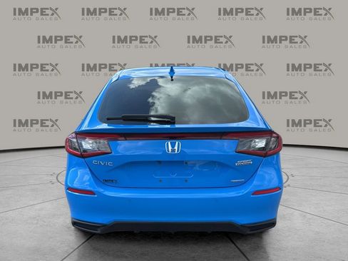 Used 2025 Honda Civic Sport Touring image 4