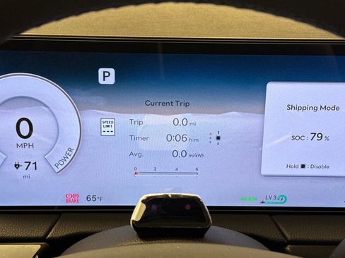 New 2026 Genesis GV60 RWD image 25