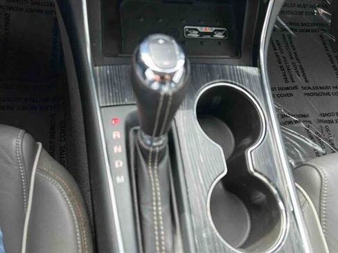 Used 2018 Chevrolet Impala Premier FWD image 17