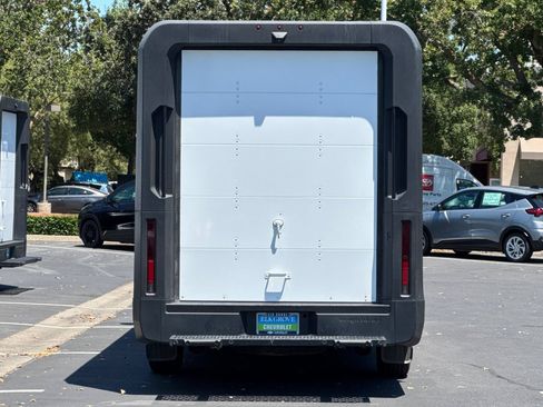 Used 2023 Chevrolet Brightdrop 600 w/ Active Safety Package 2 AWD/4WD image 4