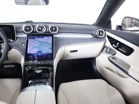 Used 2025 Mercedes-Benz CLE 450 4MATIC Cabriolet image 62