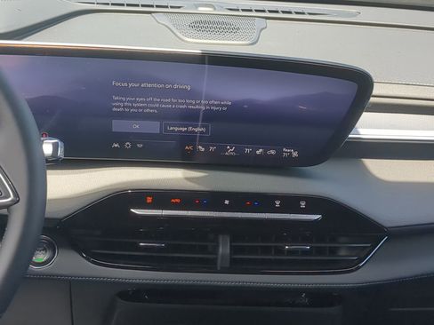 New 2025 Buick Enclave Sport Touring w/ Power Package image 19