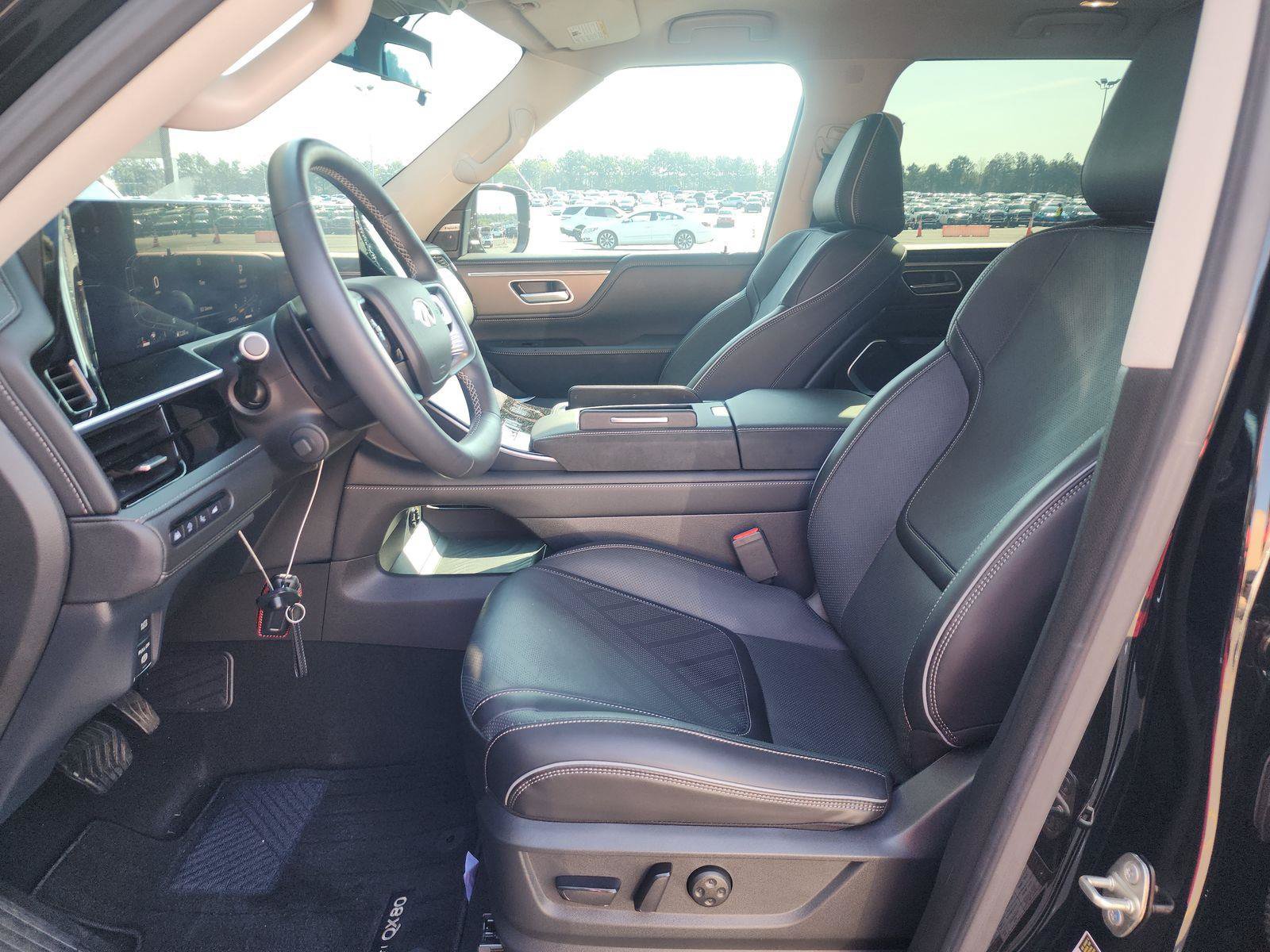 Certified 2025 INFINITI QX80 Luxe RWD image 10