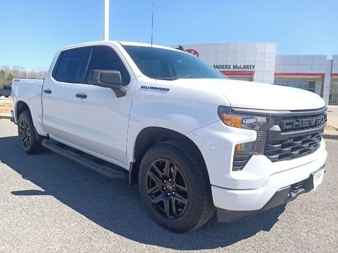 Used 2023 Chevrolet Silverado 1500 Custom w/ 2.7L Blackout Package image 1